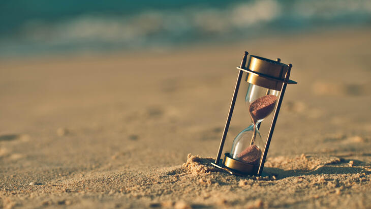 Timeglass på sandstrand